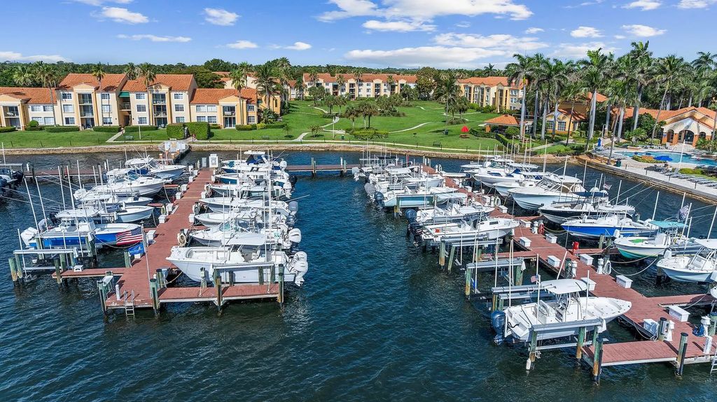 103 Yacht Club Way #104, Hypoluxo
