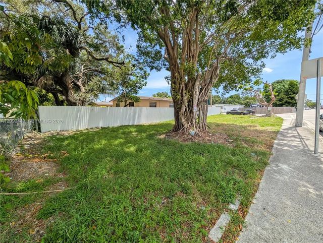 3 of 7 - 2155 Nw 152nd Street, Miami Gardens, FL
