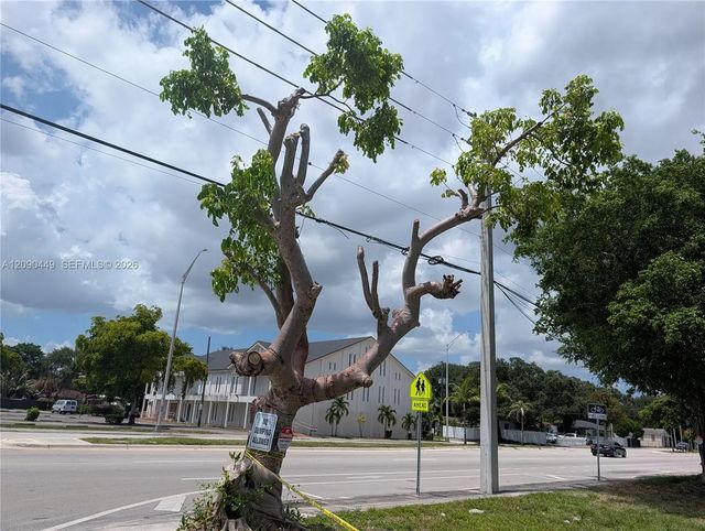 4 of 7 - 2155 Nw 152nd Street, Miami Gardens, FL