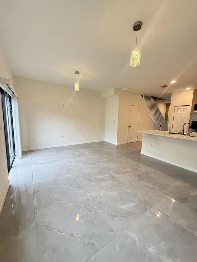 2 of 32 - 24911 Sw 114th Court #24911, Homestead, FL