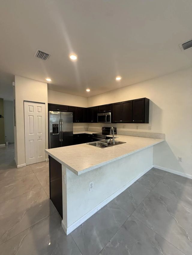 3 of 32 - 24911 Sw 114th Court #24911, Homestead, FL