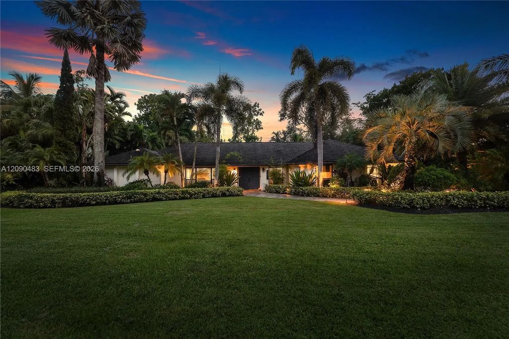 12466 Quercus Lane, Wellington