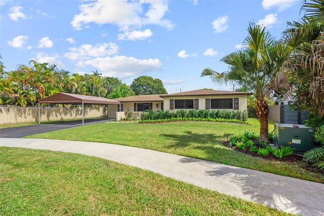 2 of 23 - 10221 Sw 109th Street, Miami, FL