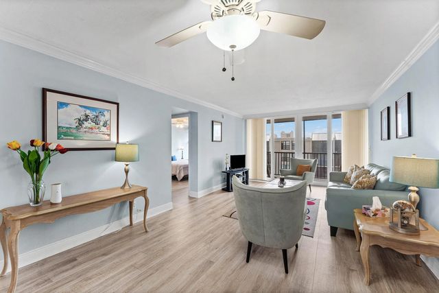 2 of 36 - 8 N Royal Palm Way #6040, Boca Raton, FL