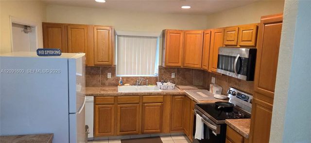 4 of 30 - 2359 N Wallen Drive, Palm Beach Gardens, FL