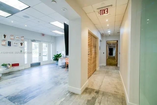 2 of 5 - 9590 Nw 40th St Road, Doral, FL