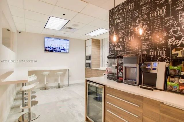 3 of 5 - 9590 Nw 40th St Road, Doral, FL
