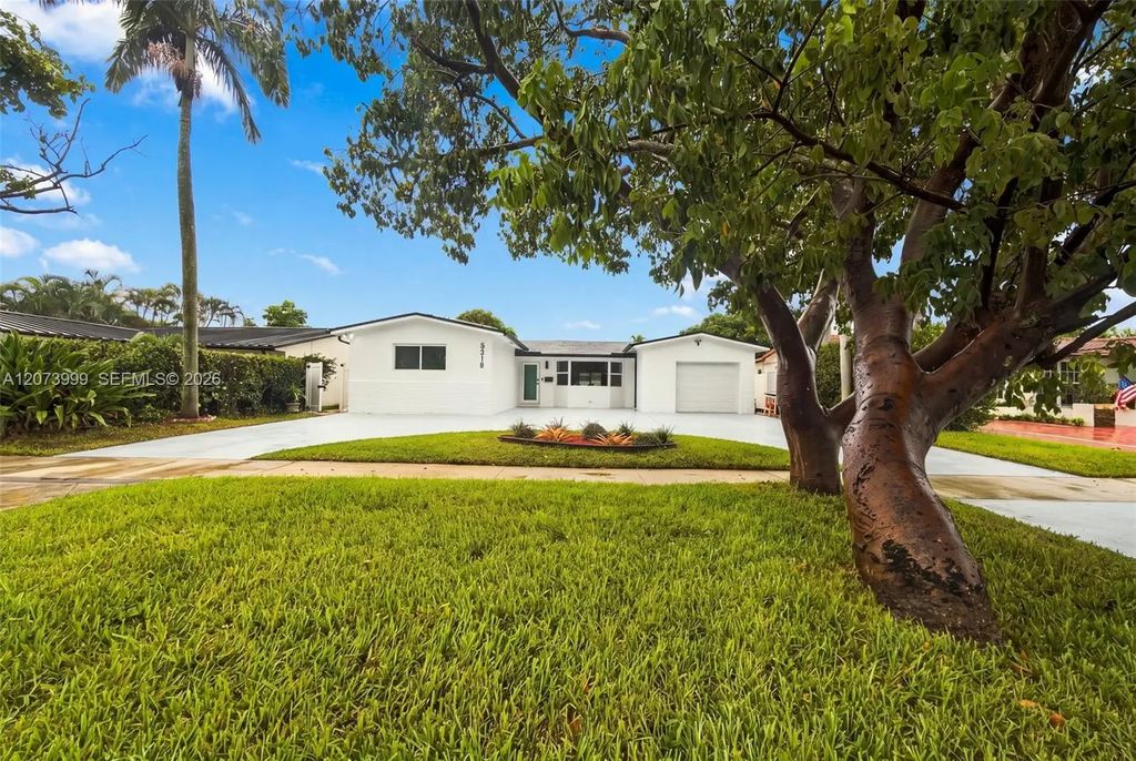 5518 Mckinley Street, Hollywood