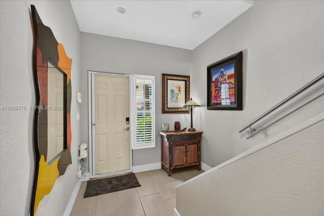 4 of 30 - 1765 Ne 4th Avenue #e3, Fort Lauderdale, FL