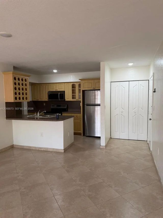 5 of 22 - 10115 Nw 9th St Circle #6-106, Miami, FL