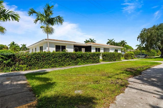 3 of 90 - 580 Lee Drive, Miami Springs, FL