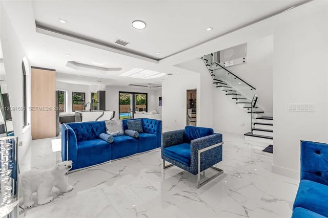 4 of 19 - 19246 Sw 132nd Avenue, Miami, FL