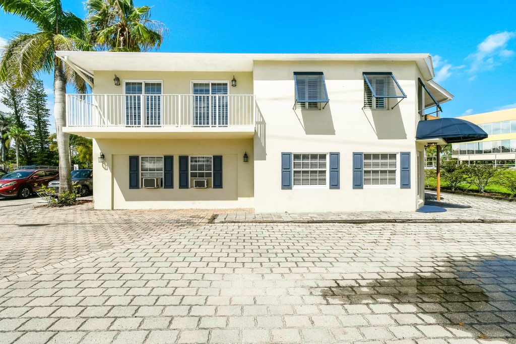 850 Sw Martin Downs Boulevard, Palm City