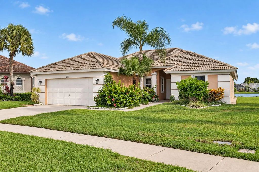 3281 Harness Circle, Wellington