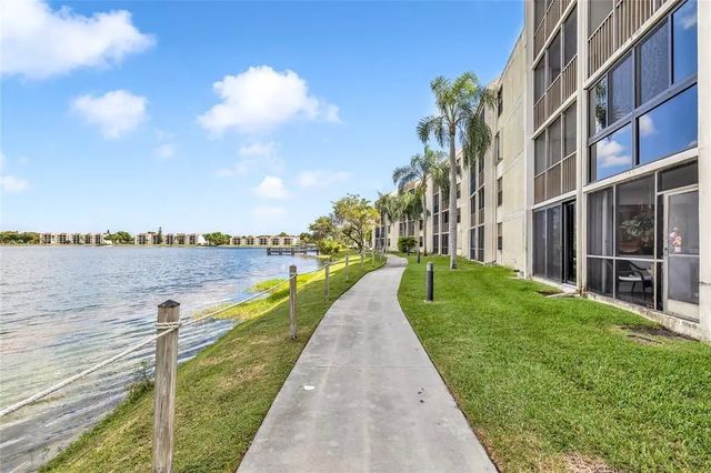 118 Lake Emerald Drive #103, Oakland Park