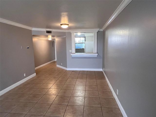 3 of 12 - 118 Lake Emerald Drive #103, Oakland Park, FL