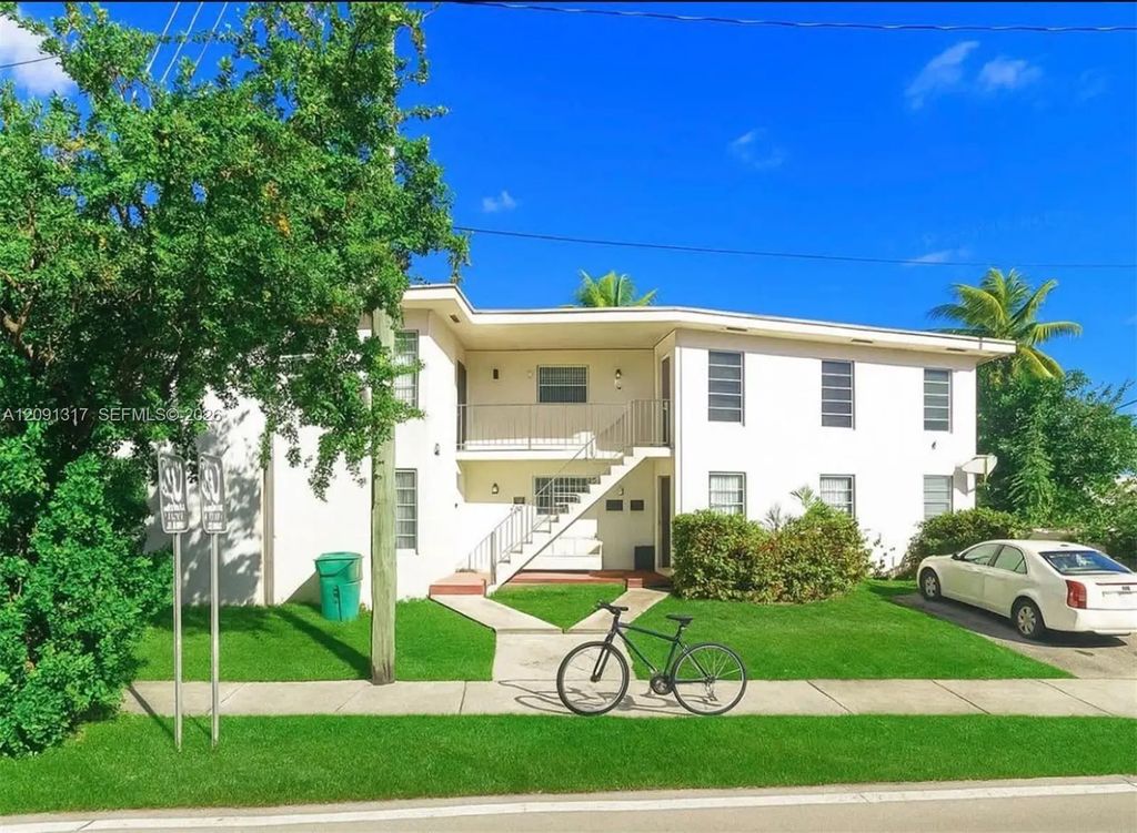 2757 Nw 11th Street #a, Miami