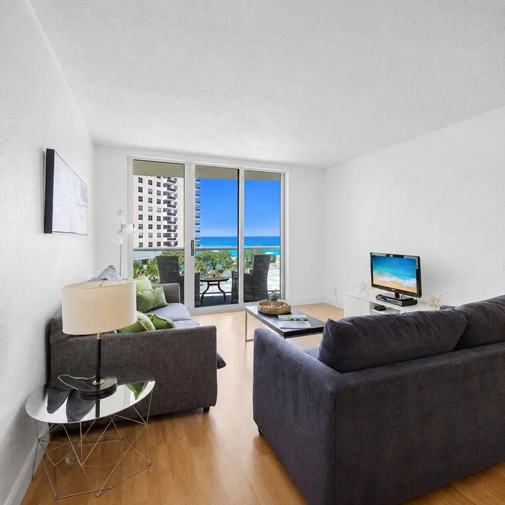 3801 S Ocean Drive #4y, Hollywood
