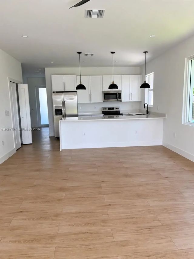 5 of 5 - 319 S Lorena Avenue, Lehigh Acres, FL