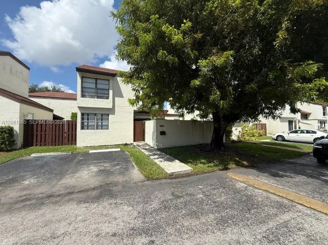 9764 Nw 4th Lane #9764, Miami