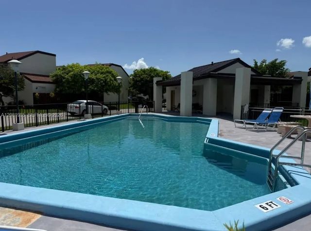 3 of 5 - 9764 Nw 4th Lane #9764, Miami, FL