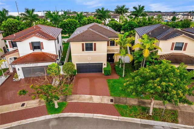 5 of 55 - 3573 W 106th Terrace, Hialeah, FL