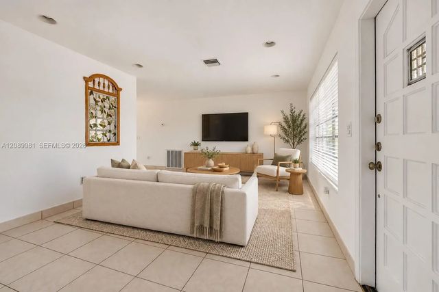 5 of 55 - 7970 Sw 17th Street, Miami, FL