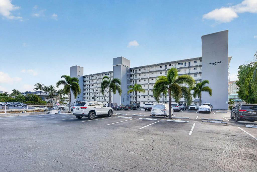1536 Se 15th Court #210, Deerfield Beach