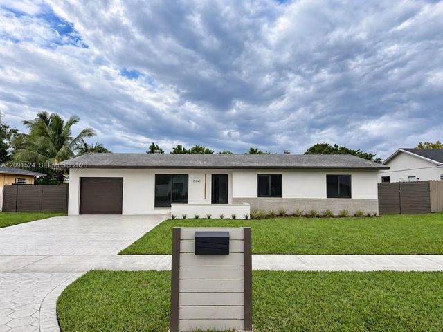 3 of 37 - 15941 Sw 104th Court, Miami, FL