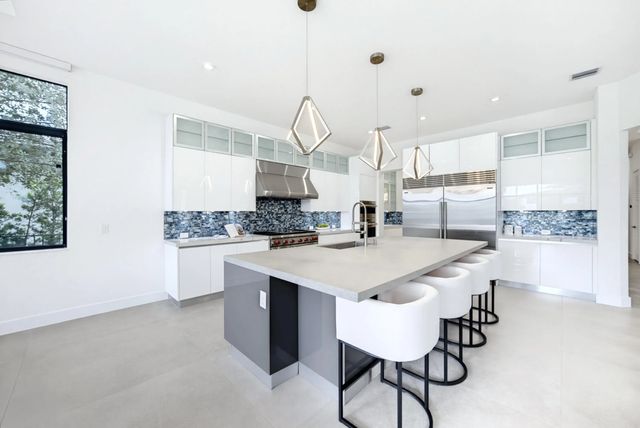 4 of 100 - 10910 Estuary Drive, Parkland, FL
