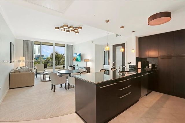 4391 Collins Avenue #307, Miami Beach