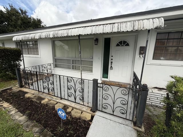 2 of 34 - 717 Sw 2nd Terrace, Dania Beach, FL