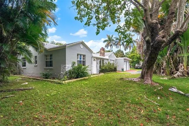 2 of 16 - 617 Lakeside  Harbor, Boynton Beach, FL