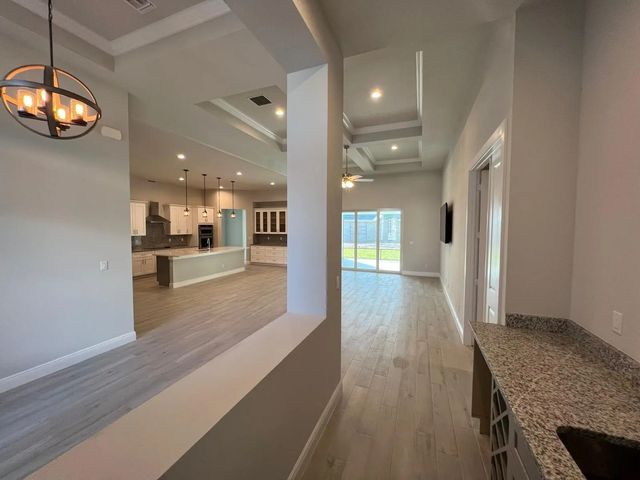 3 of 27 - 5231 Nw Iredell Street, Port St. Lucie, FL