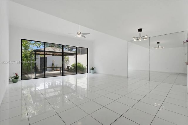 4 of 24 - 13391 Sw 88th Terrace #f, Miami, FL