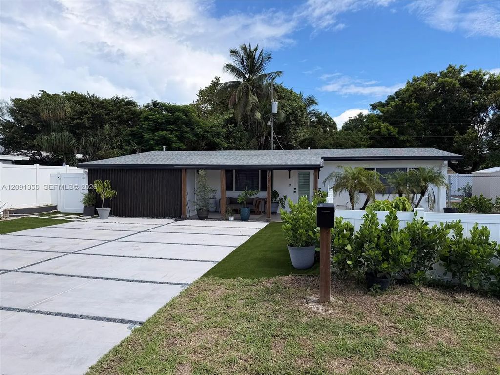 310 Ne 12th Avenue, Pompano Beach