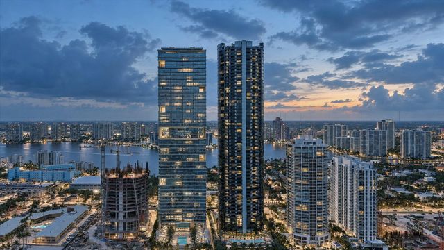 18555 Collins Avenue #3303, Sunny Isles Beach