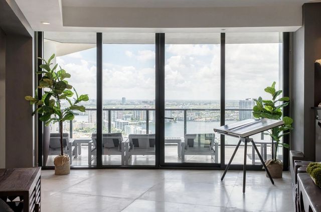 3 of 50 - 18555 Collins Avenue #3303, Sunny Isles Beach, FL