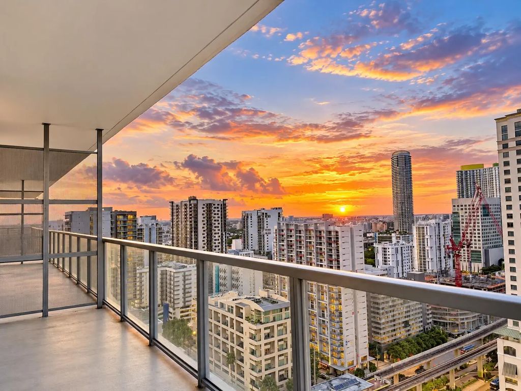 1111 Sw 1st Avenue #2823-n, Miami