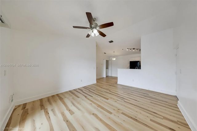 5 of 15 - 5570 Nw 61st Street #930, Coconut Creek, FL