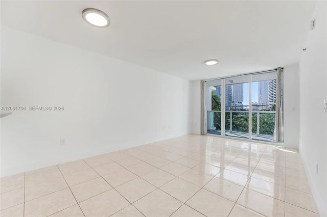 5 of 24 - 31 Se 5th Street #409, Miami, FL