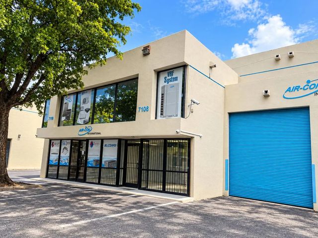 3 of 22 - 7108 Nw 50th Street, Miami, FL