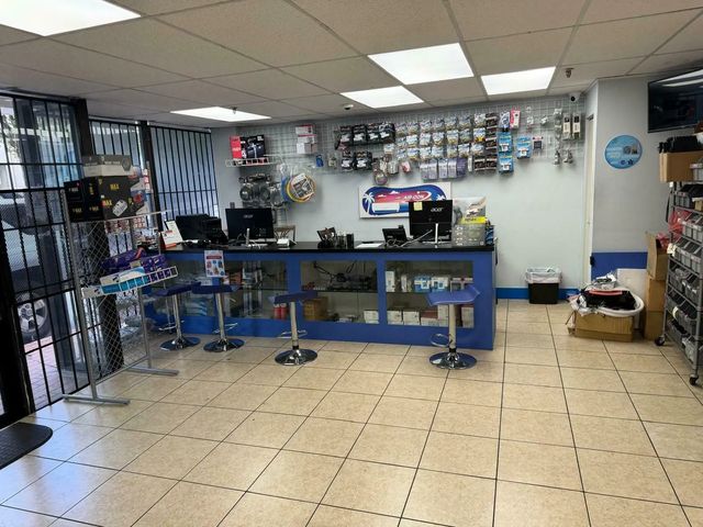 5 of 22 - 7108 Nw 50th Street, Miami, FL