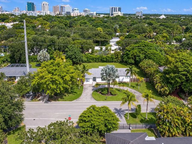 2 of 30 - 9401 Sw 82nd Avenue, Miami, FL