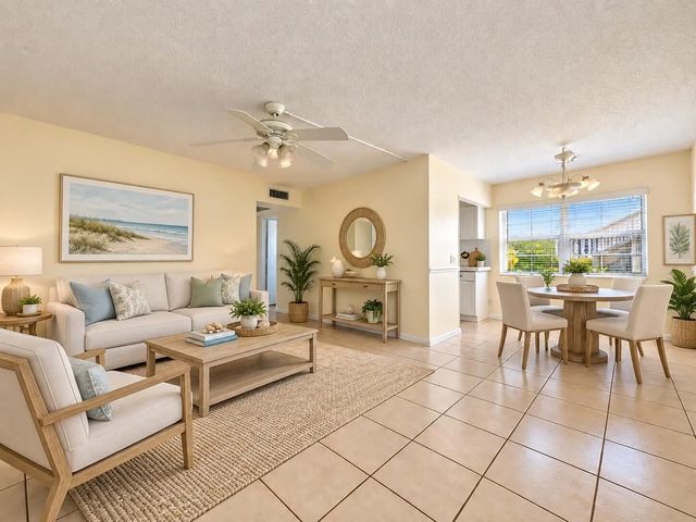 2 of 21 - 173 Dorchester H #173, West Palm Beach, FL