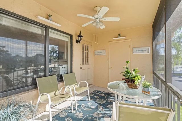 3 of 16 - 236 Pine Hov Circle #d-2, Greenacres, FL