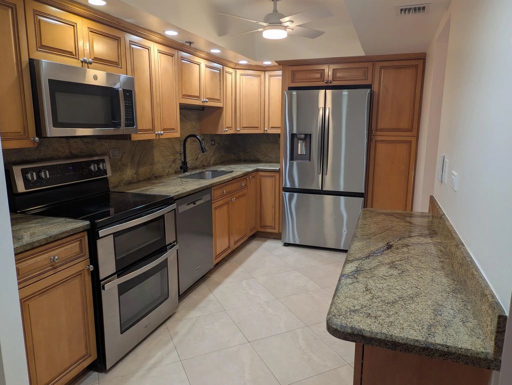 20225 Ne 34th Court #217, Aventura