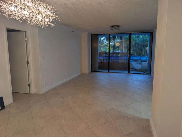 3 of 46 - 20225 Ne 34th Court #217, Aventura, FL