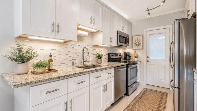 5 of 45 - 3300 N Palm Aire Drive #910, Pompano Beach, FL