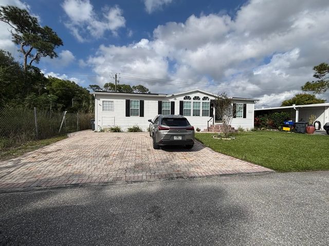 5 of 54 - 4361 1st Court, Lantana, FL